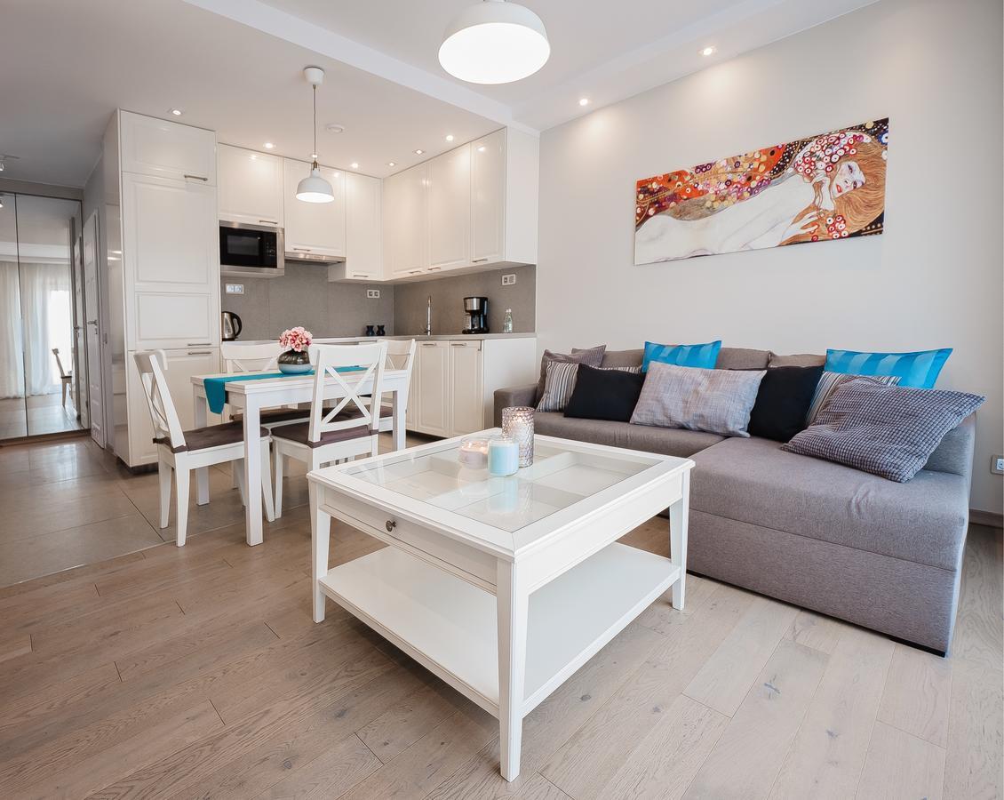 Apartamenty Homely Place - Parking 7 Poznań Zewnętrze zdjęcie