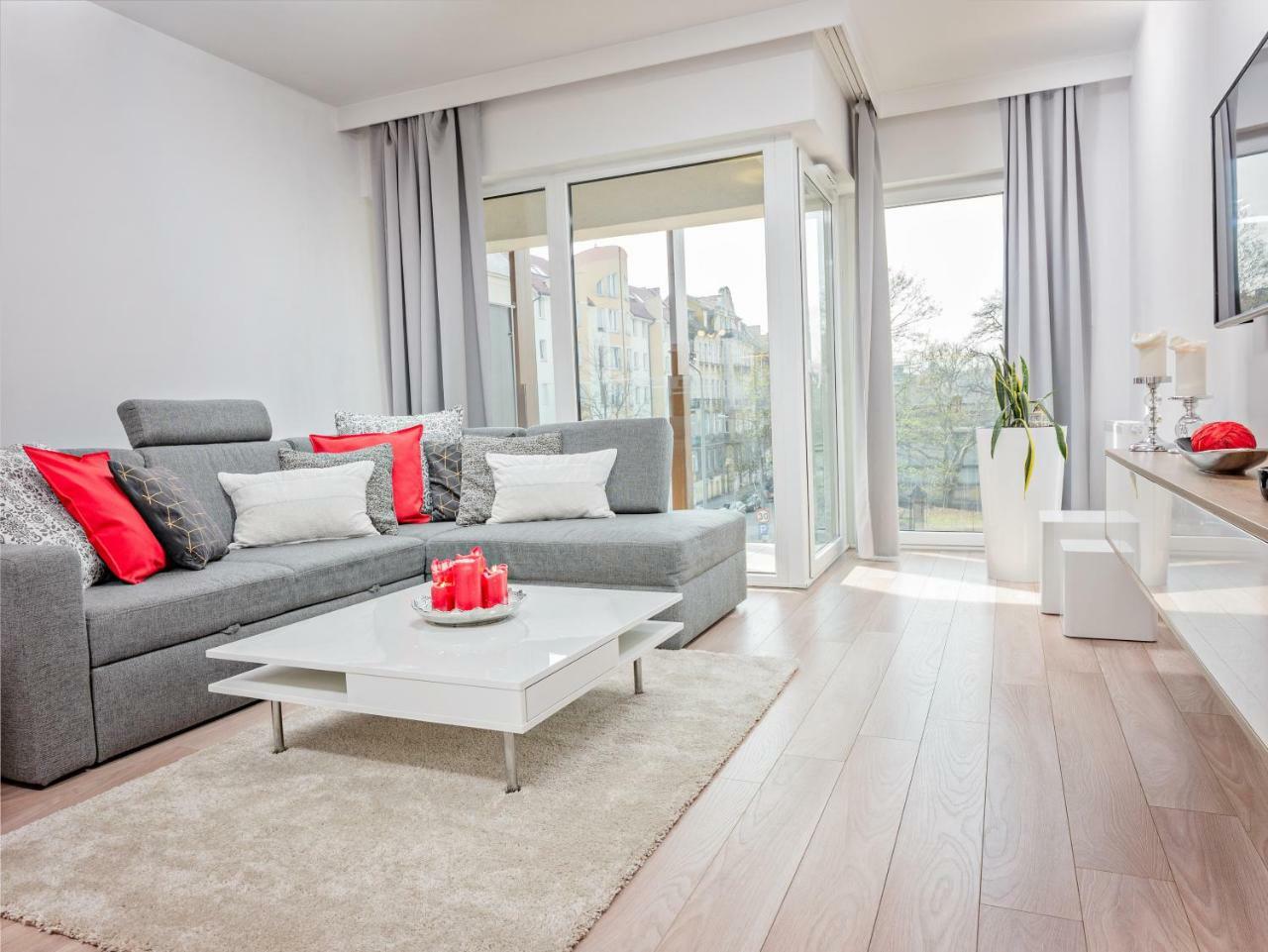 Apartamenty Homely Place - Parking 7 Poznań Zewnętrze zdjęcie