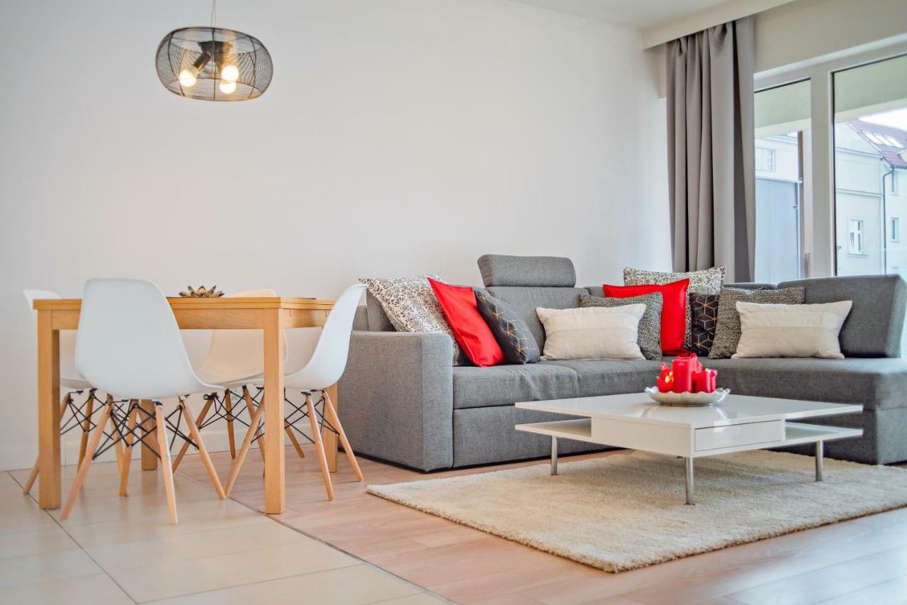 Apartamenty Homely Place - Parking 7 Poznań Zewnętrze zdjęcie